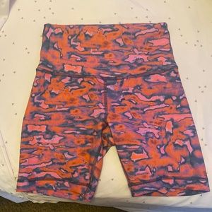 lululemon base pace high rise short. 4”